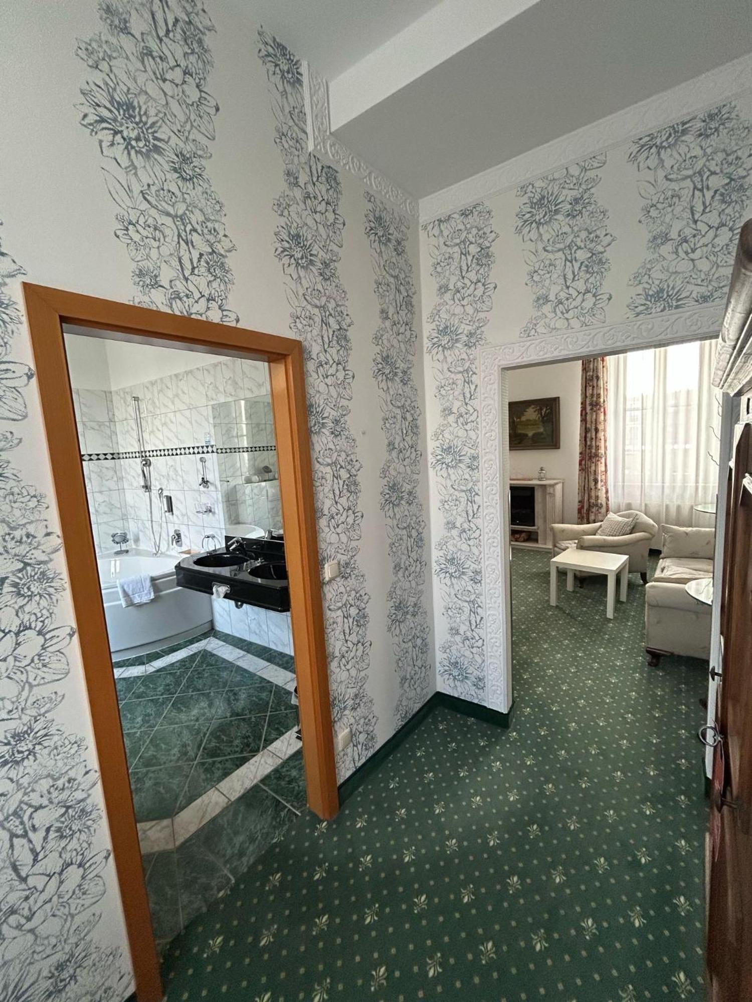 Hotel Uckermark Prenzlau Quarto foto